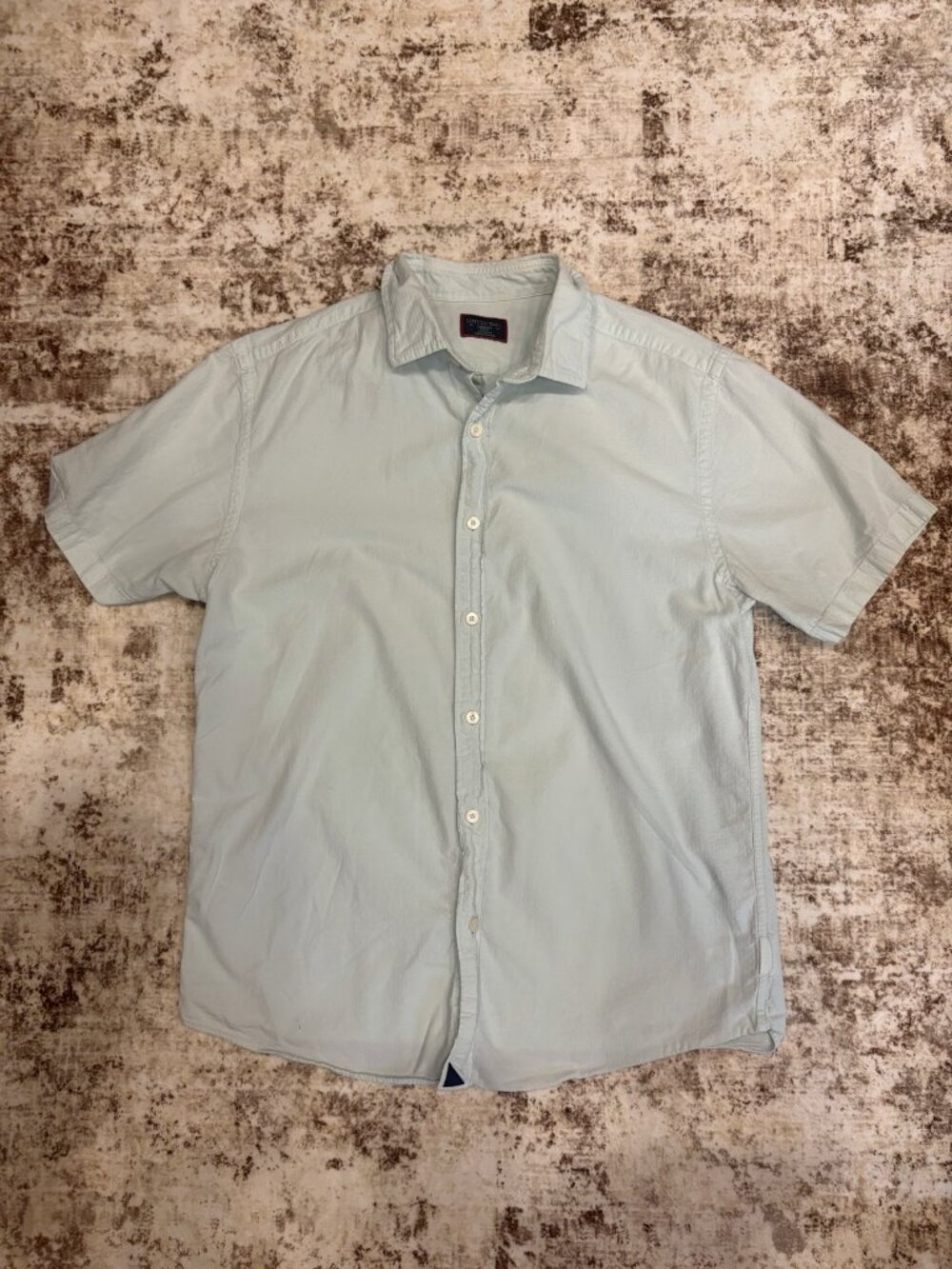 UNTUCKit Men’s "Pavao" Short Sleeve Seersucker Button-Down Shirt – Light Blue